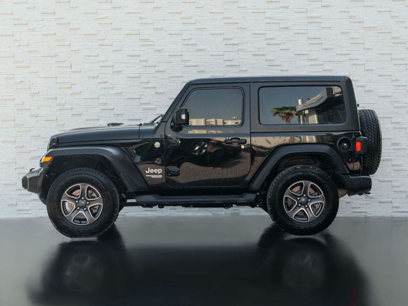 جيب رانجلر Sport 3.6L A/T (4 Seater)