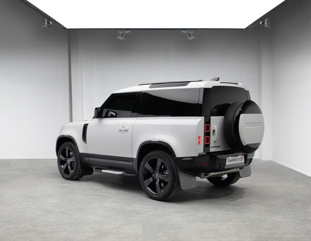 Land Rover Defender P400 90 HSE 3.0L (6 Seater)