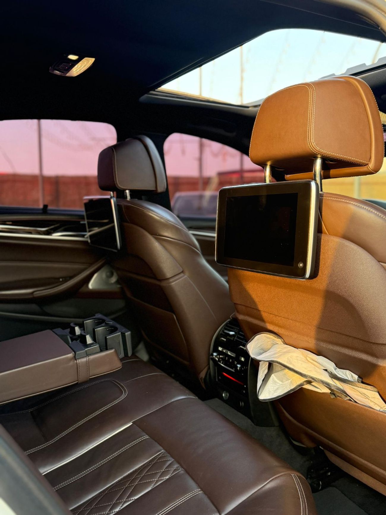 BMW 530i Luxury M Sport Package 2.0L