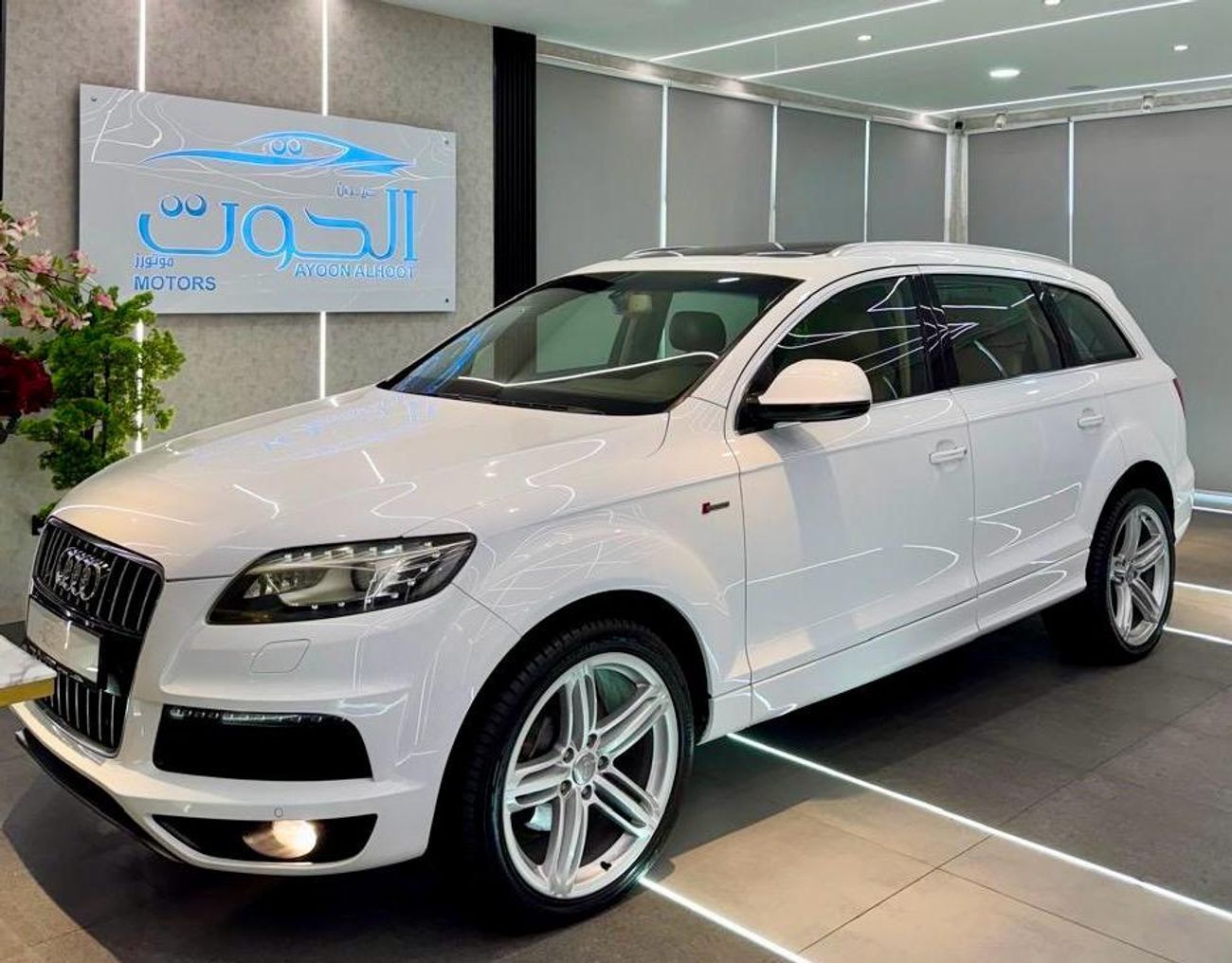 Audi Q7 TFSI quattro Sports Style Package 3.0L AMAZING WHITE AUDI Q7 S_LINE V6 || FULL OPINION || GCC || 7 S