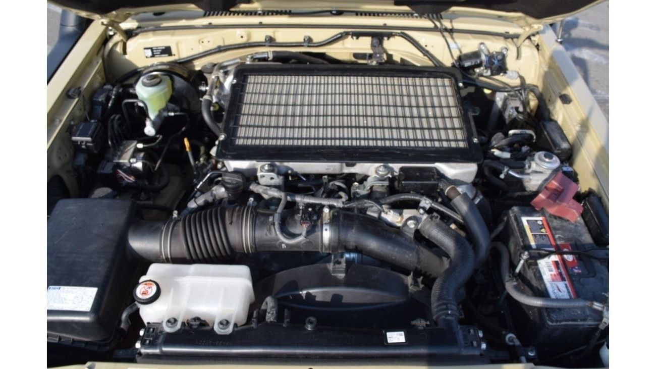 Toyota Land Cruiser Pick Up