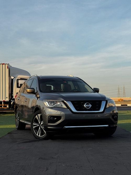 Nissan Pathfinder SV 3.5L (260 HP) 4WD