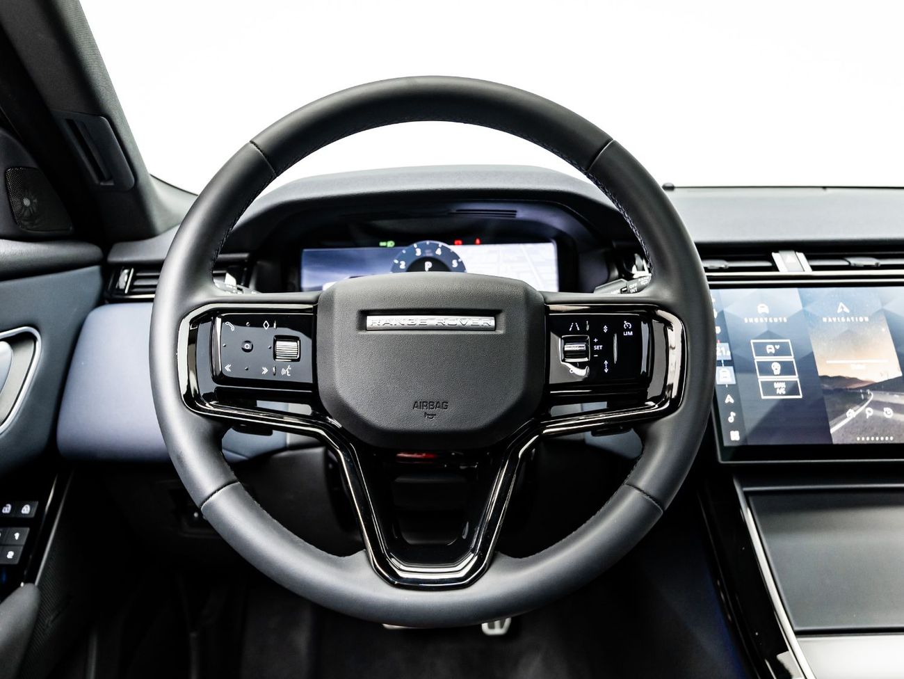 لاند روفر رينج روفر فيلار P250 R-Dynamic SE 2.0L