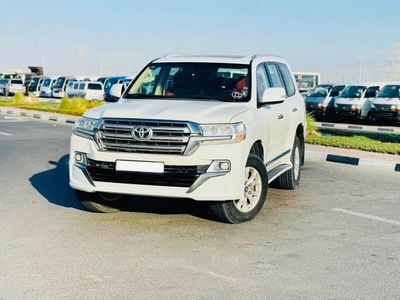Toyota Land Cruiser Toyota landcuriser GXR V8 2017 Full option