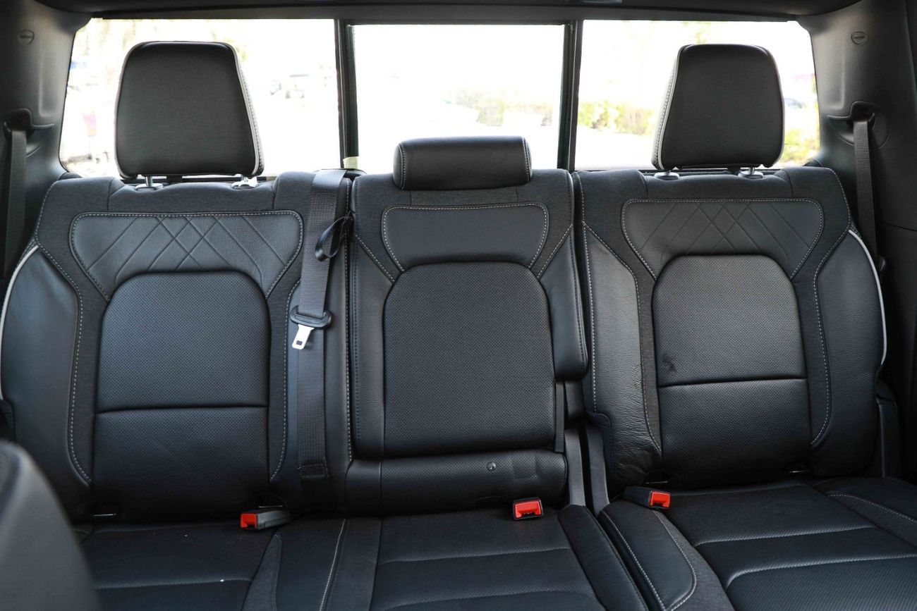 رام 1500 2025 RAM 1500 LIMITED "Night Edition" 3.0L V6 - GCC - Black inside Black