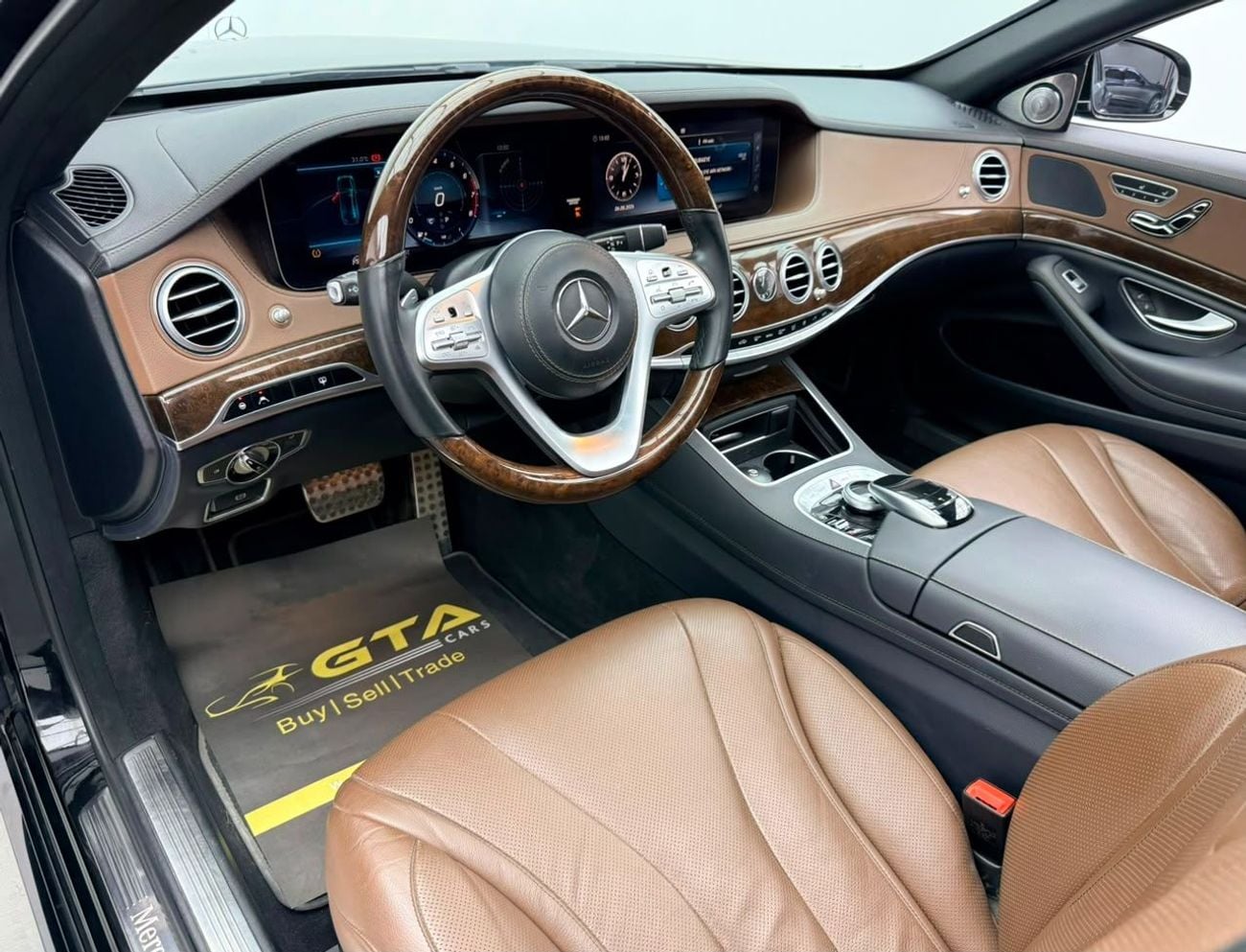 Mercedes Benz S450 AMG 2018 Mercedes Benz S450 AMG, Service History, Fully Loaded, Excellent Condition, GCC