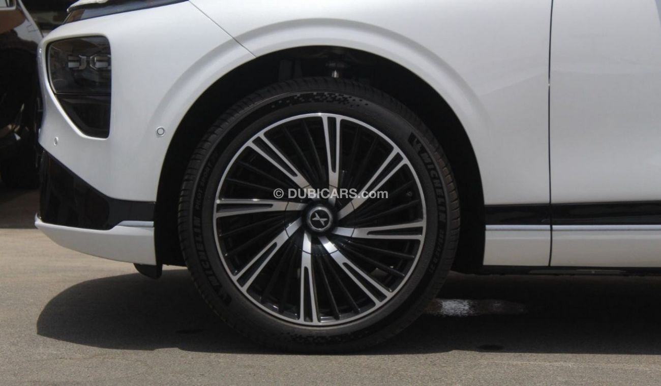 Xpeng G9 702 PRO (English Version) EV Available for export outside GCC