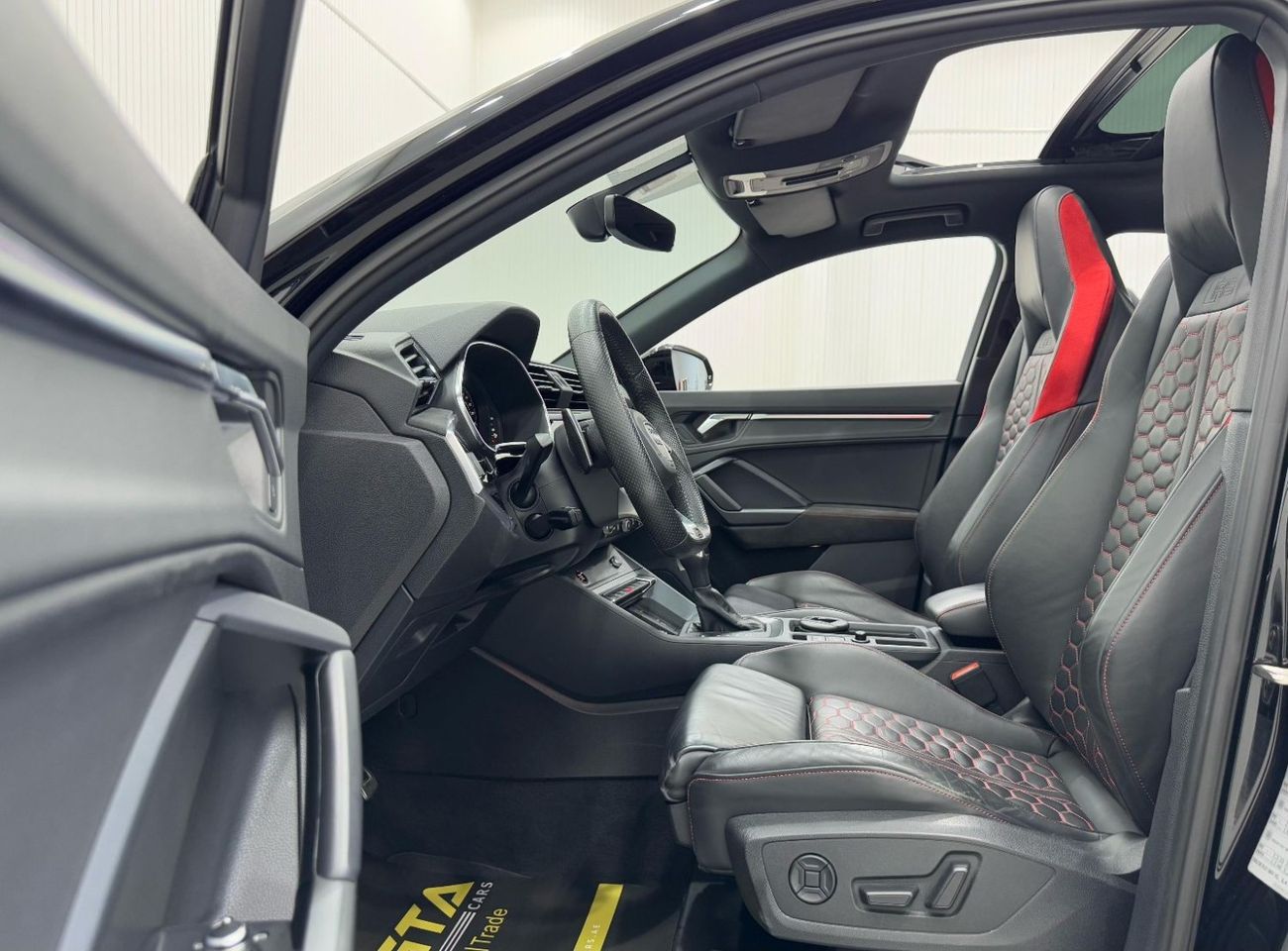 Audi RS Q3 Std TFSI quattro 2.5L 2021 Audi RSQ3 Quattro, 2026 Audi Warranty, Full Audi Service History, Carbon