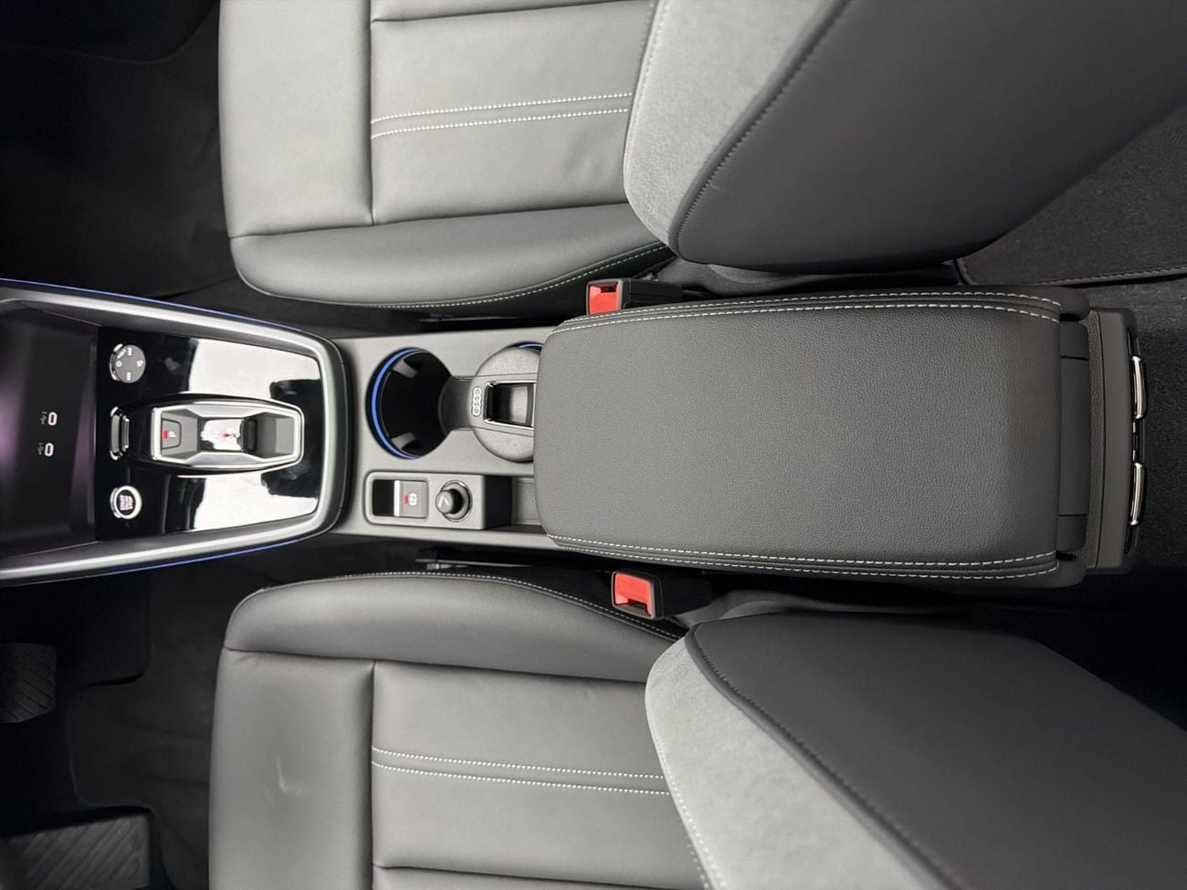 Audi A3 A3 Sedan Advanced 35 TFSI 150hp Progress (Ref# 17842)