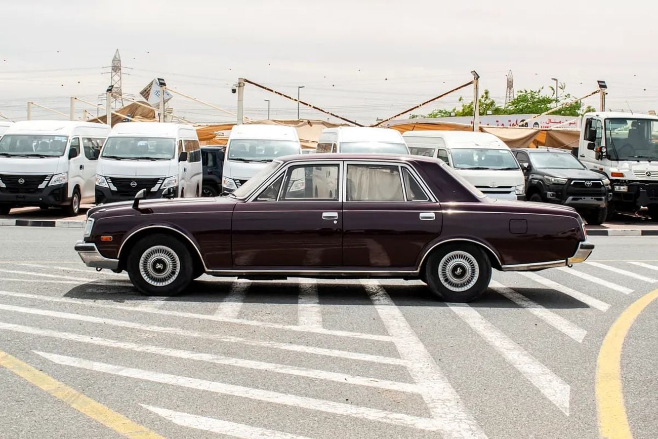 Toyota Century JAPAN IMPOTERD - ONLY 53,000 KM