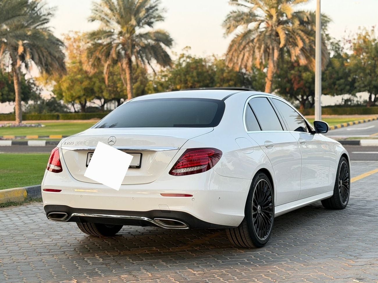 مرسيدس بنز E200 EL1 2.0L