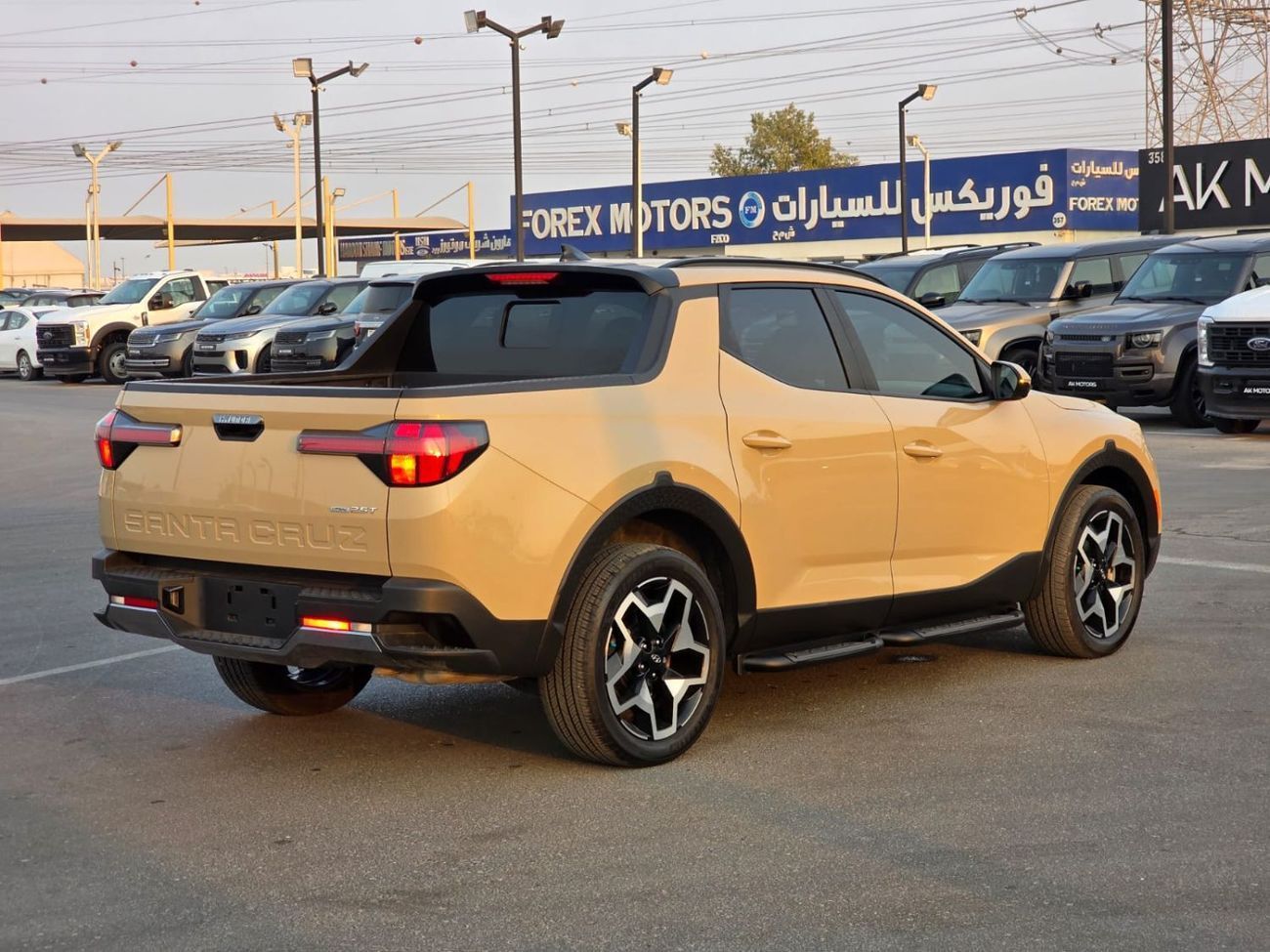 Hyundai Santa Cruz 2.5 Turbo engine 4x4 , sunroof , 360 cameraa and original leather seats