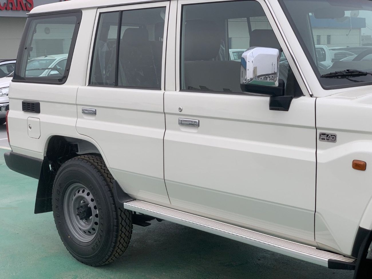 Toyota Land Cruiser 70