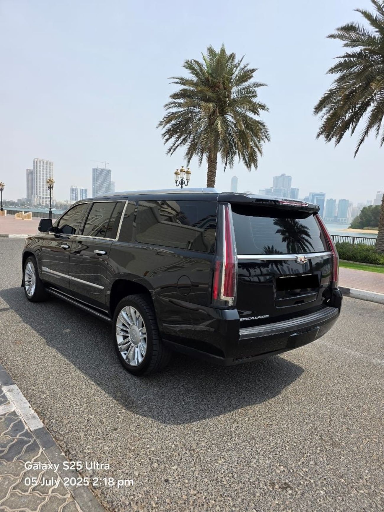 كاديلاك إسكالاد L Platinum 6.2L