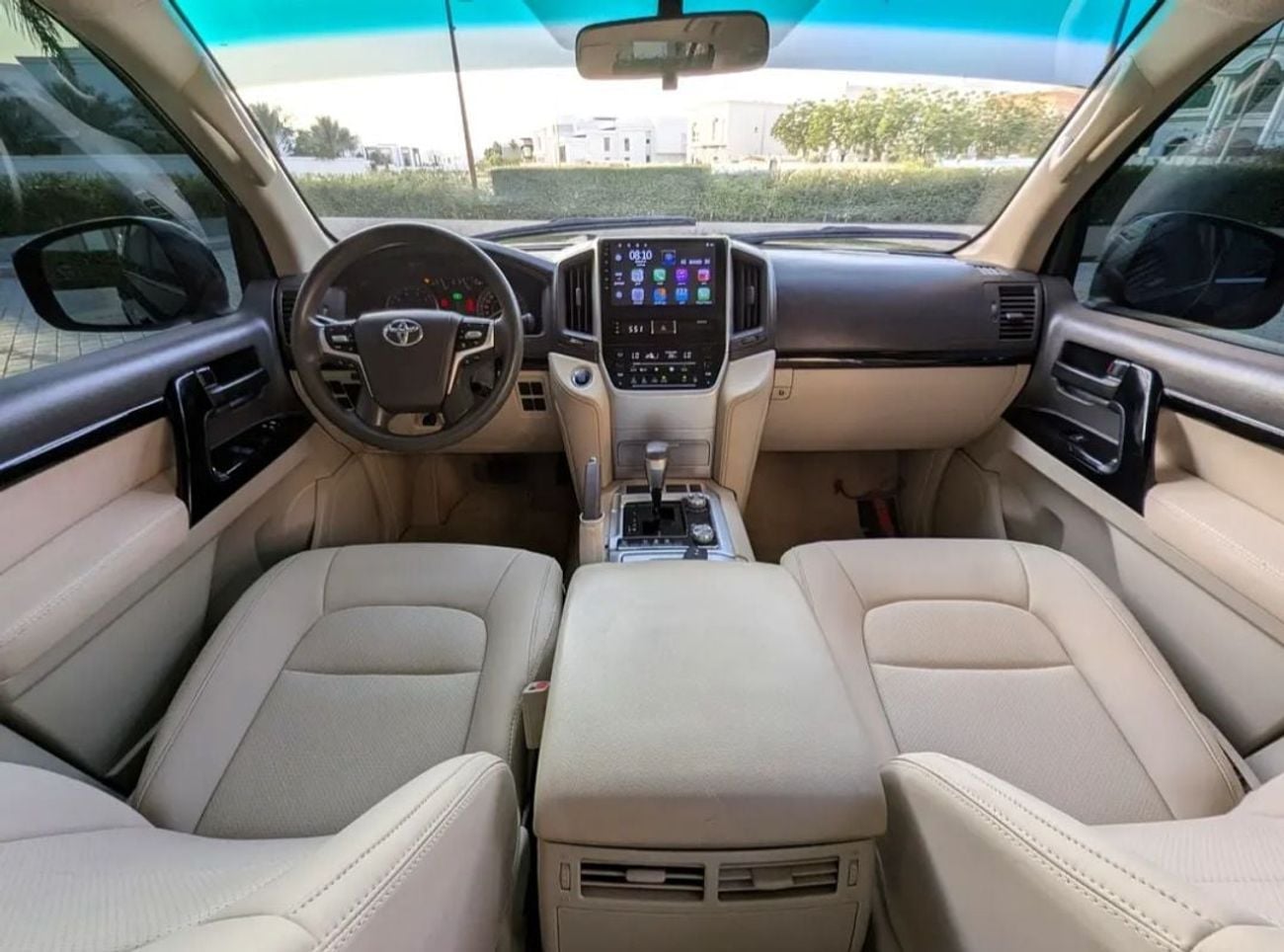 تويوتا لاند كروزر Toyota landcruise 2020Model Facelifted 2025 GXR 4.0L V6 petrol Engine Colour Black push start Transm
