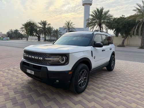 فورد برونكو سبورت 2025 4x4 in perfect condition, low mileage.