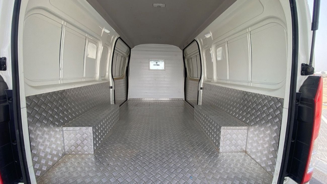 Toyota Hiace DLS - STD ROOF Van 2.8L (174 HP) M/T 1Time Used Only
