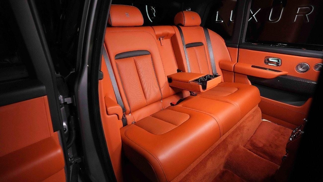 Rolls-Royce Onyx Cullinan | LIMITED OFFER | BLACK BADGE | NEW | 2023 | V12 | 593 HP | 3-YEAR WARRANTY AND SERVICE