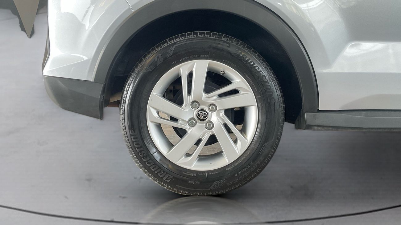 تويوتا ريز E | شامل الضمان | 0 ﺪﻔﻋﺓ ﺃﻮﻟﻯ