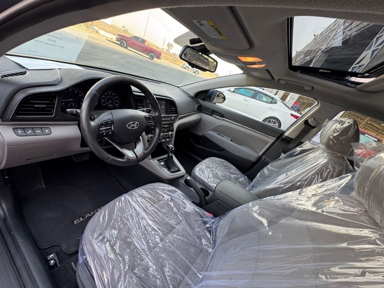 هيونداي إلانترا GLS 2.0L SEL / V4 2.0L / FULL OPTION / SUNROOF / RADAR / ROAD ASSIST / REMOTE START