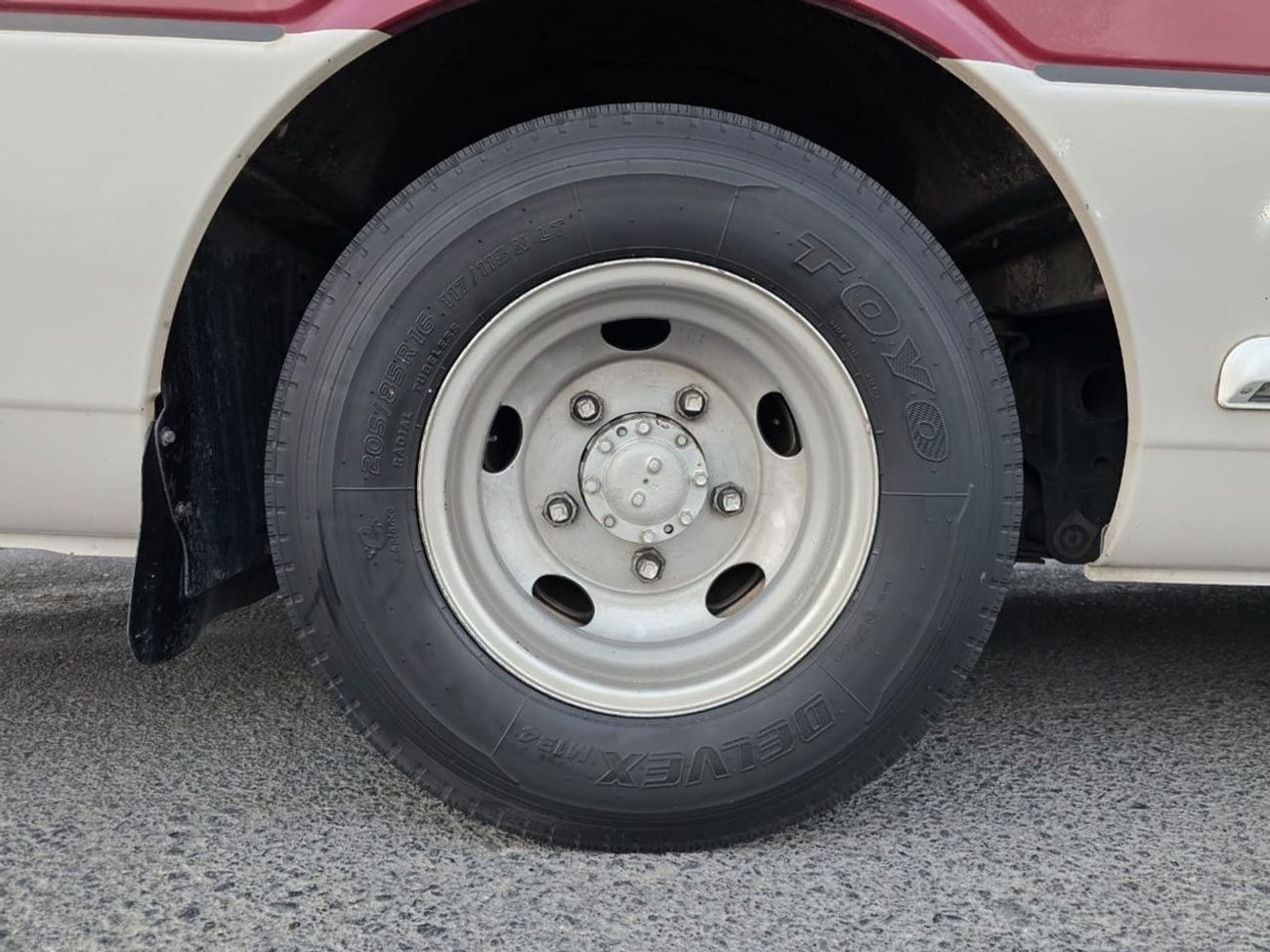 ميتسوبيشي روزا MITSUBISHI ROSA BUS RHD 2004 MODEL 5.2 L DIESEL MANUAL(PM01327)