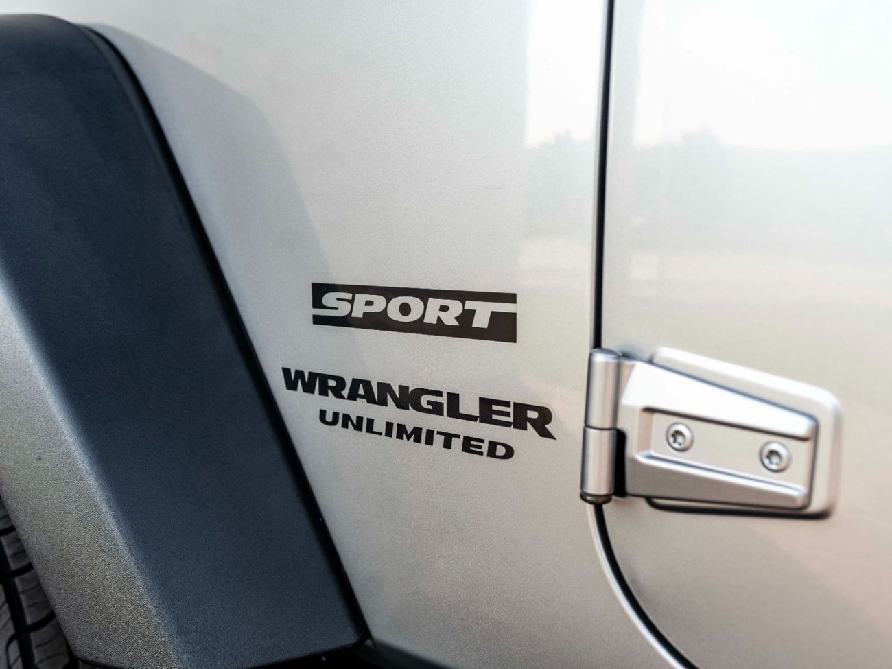 Jeep Wrangler Unlimited Sport 3.6L A/T