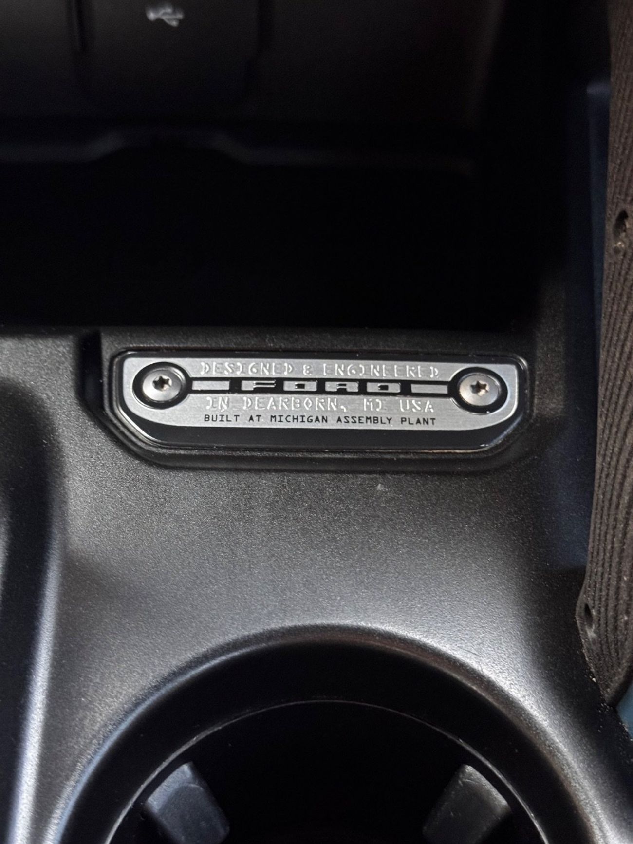 فورد برونكو Wildtrak 2.7L (5 Seater)