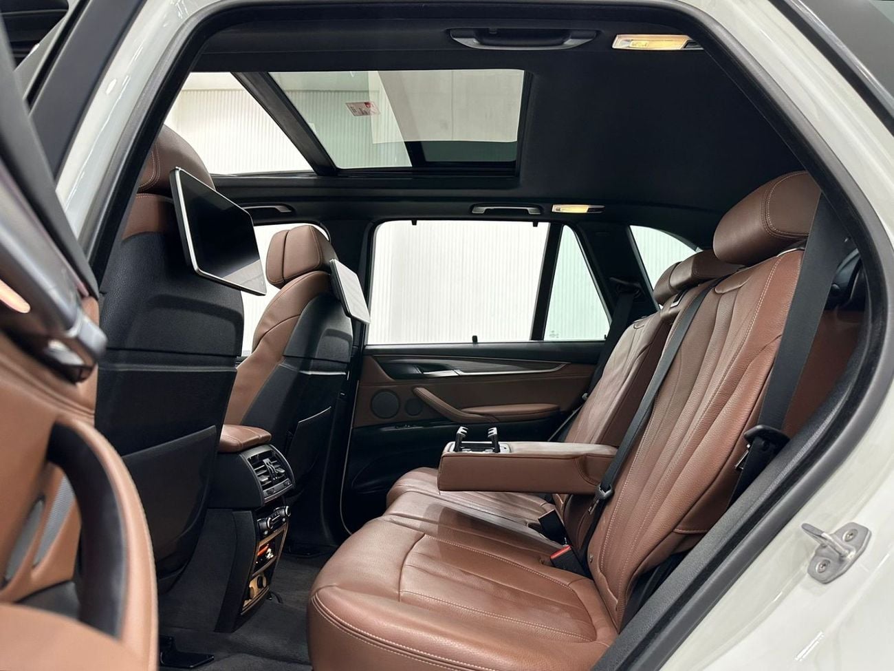 BMW X5 50i M Sport 2018 BMW X5 xDrive50i M-Sport 7 Seater, Nov 2024 BMW Warranty + Service Pack, Full Optio
