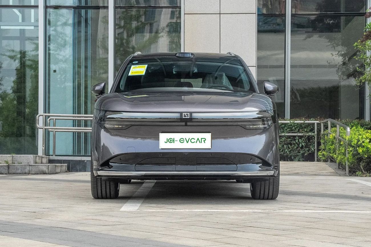 Zeekr 7X 100 kWh Long-Range All-Wheel Drive Intelligent Driving Edition