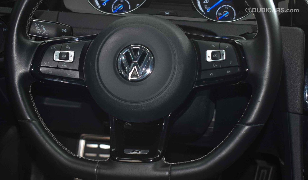 Volkswagen Golf R