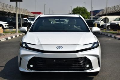 Toyota Camry GLE HEV