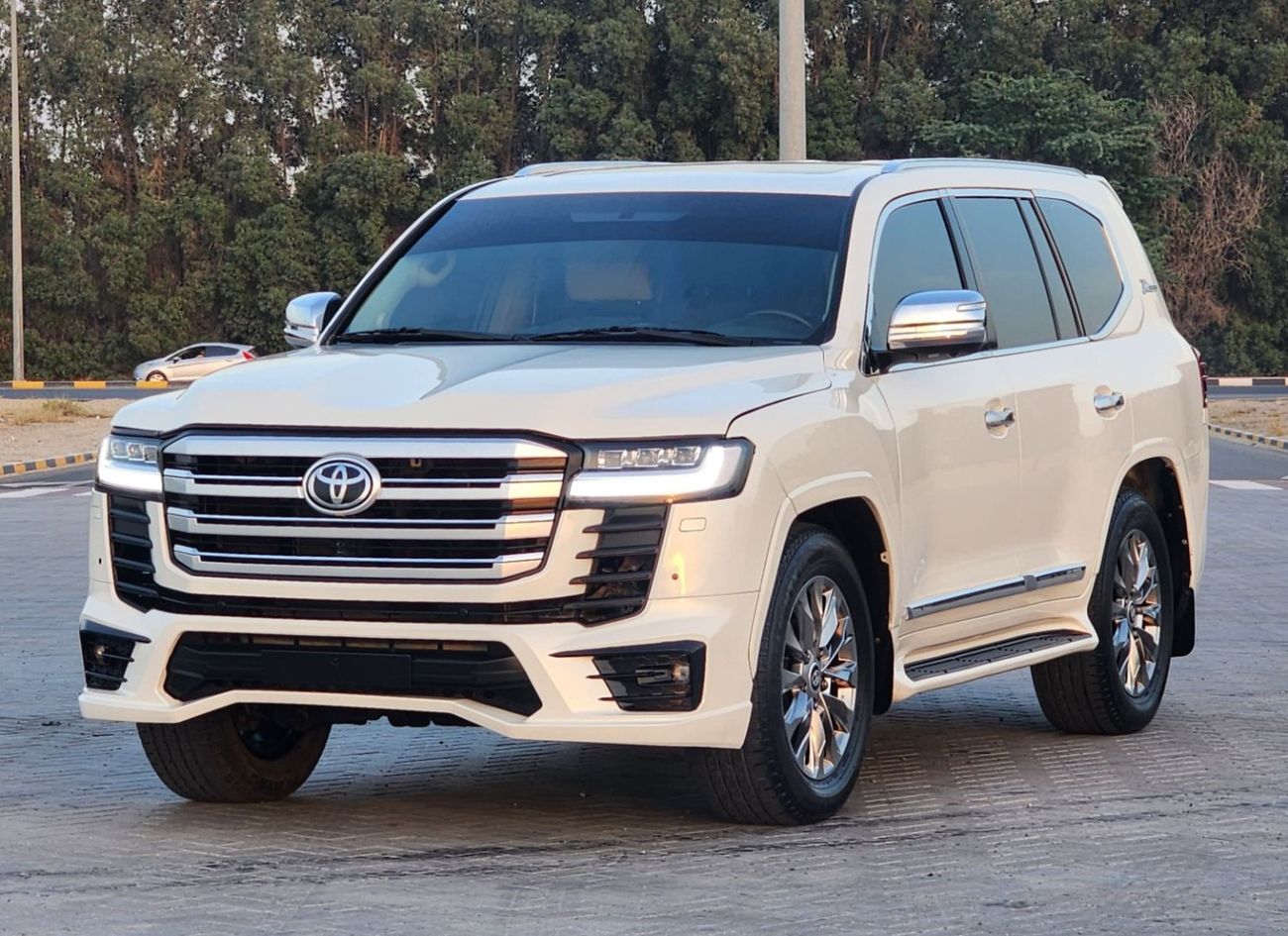 Toyota Land Cruiser V8 VX.R upgrade 2023