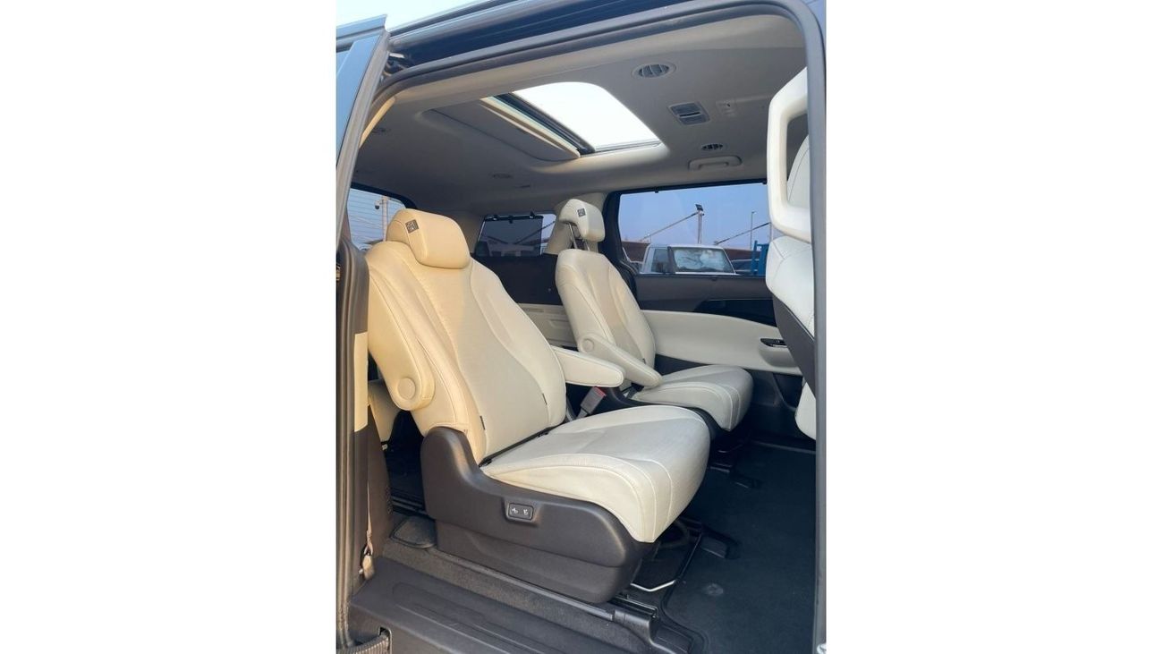 Kia Carnival 2021 Kia Carnival Exclusive Diesel Korean Specs Orignal Paint - 360* CAM - Panoramic View - 9 seater