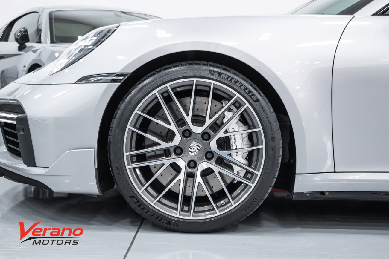 Porsche 911 Turbo 3.8L (580 HP) Coupe