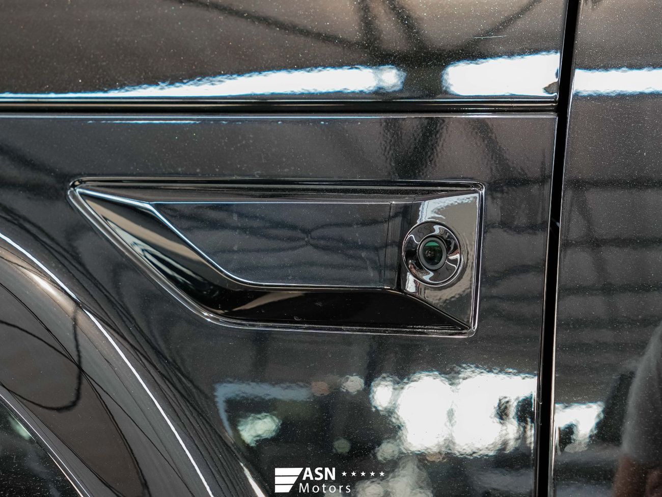 بي واي دي ليوبارد تيتانيوم 7 Ultra Edition Orange Interior 1.5 Plug-In Hybrid (Export Price)