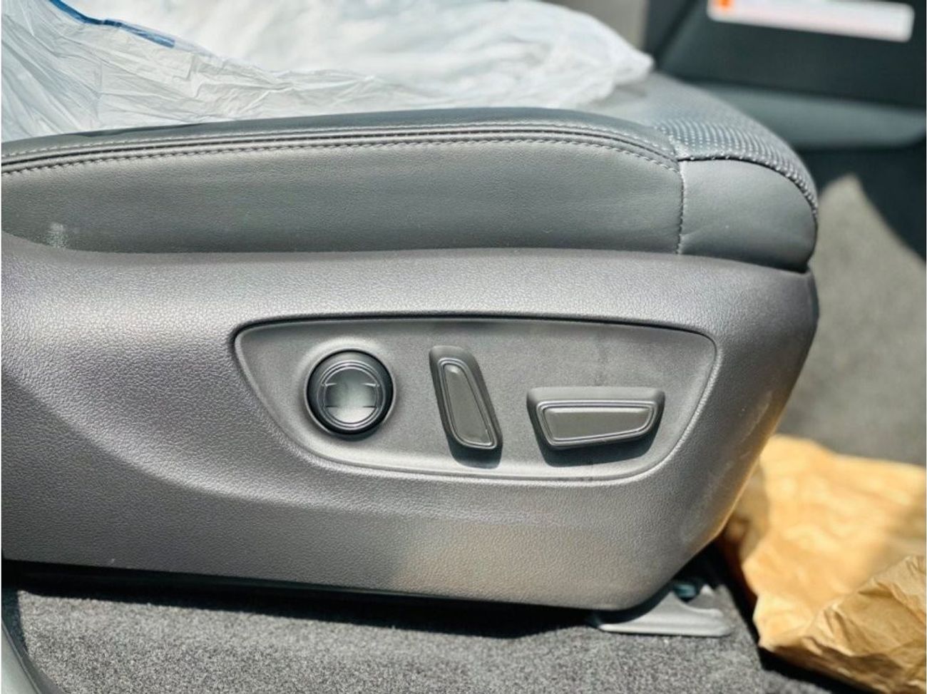 Toyota Land Cruiser Lc 300 sahara top of the range