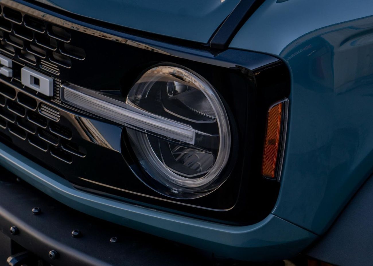 Ford Bronco Wildtrak 2.7L (4 Seater) Wildtrak in RIGHT HAND DRIVE