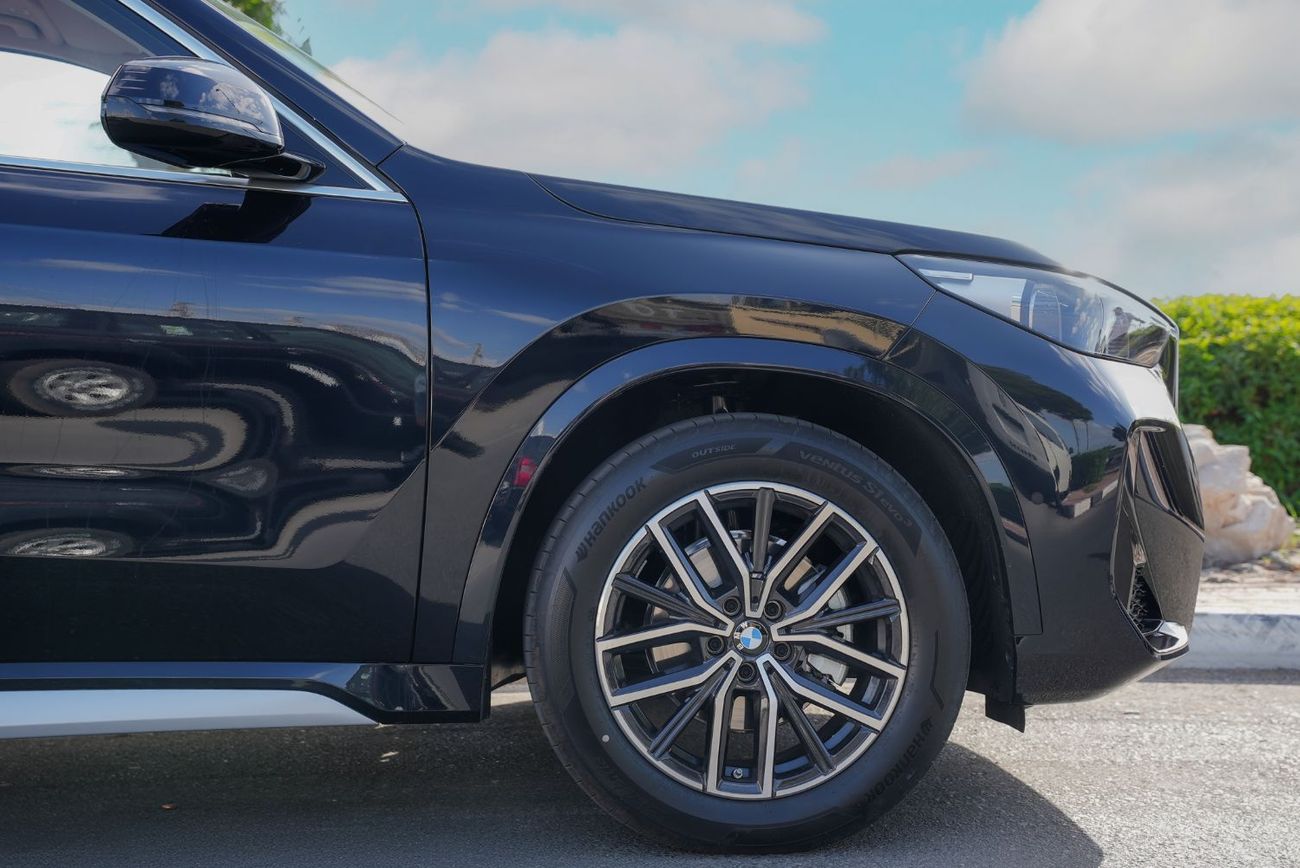 بي أم دبليو iX1 2026 BMW iX1 S-drive 25L FWD 0Km