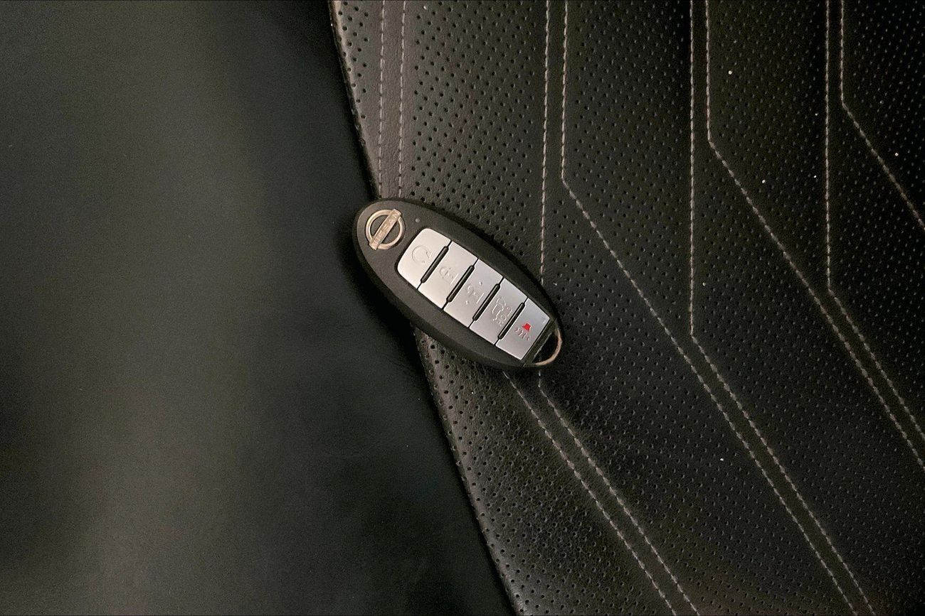 نيسان باثفايندر SL | شامل الضمان | 0 ﺪﻔﻋﺓ ﺃﻮﻟﻯ