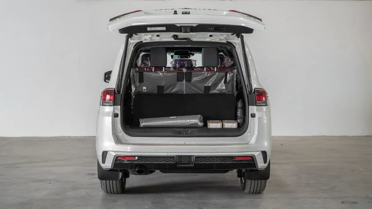 Toyota Land Cruiser LAND cruiser VXR 3.5 petrol 2026