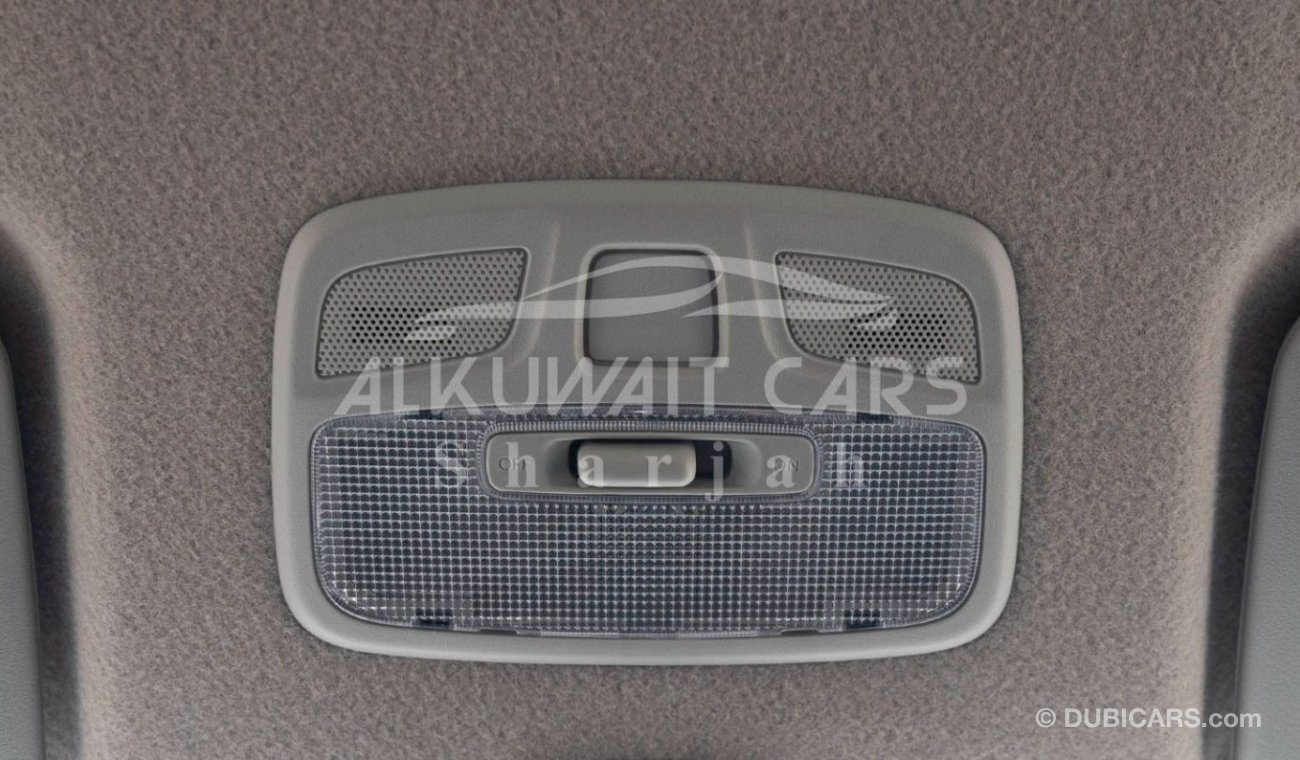 Suzuki Swift GLX 1.2P AT MY2023 – WHITE