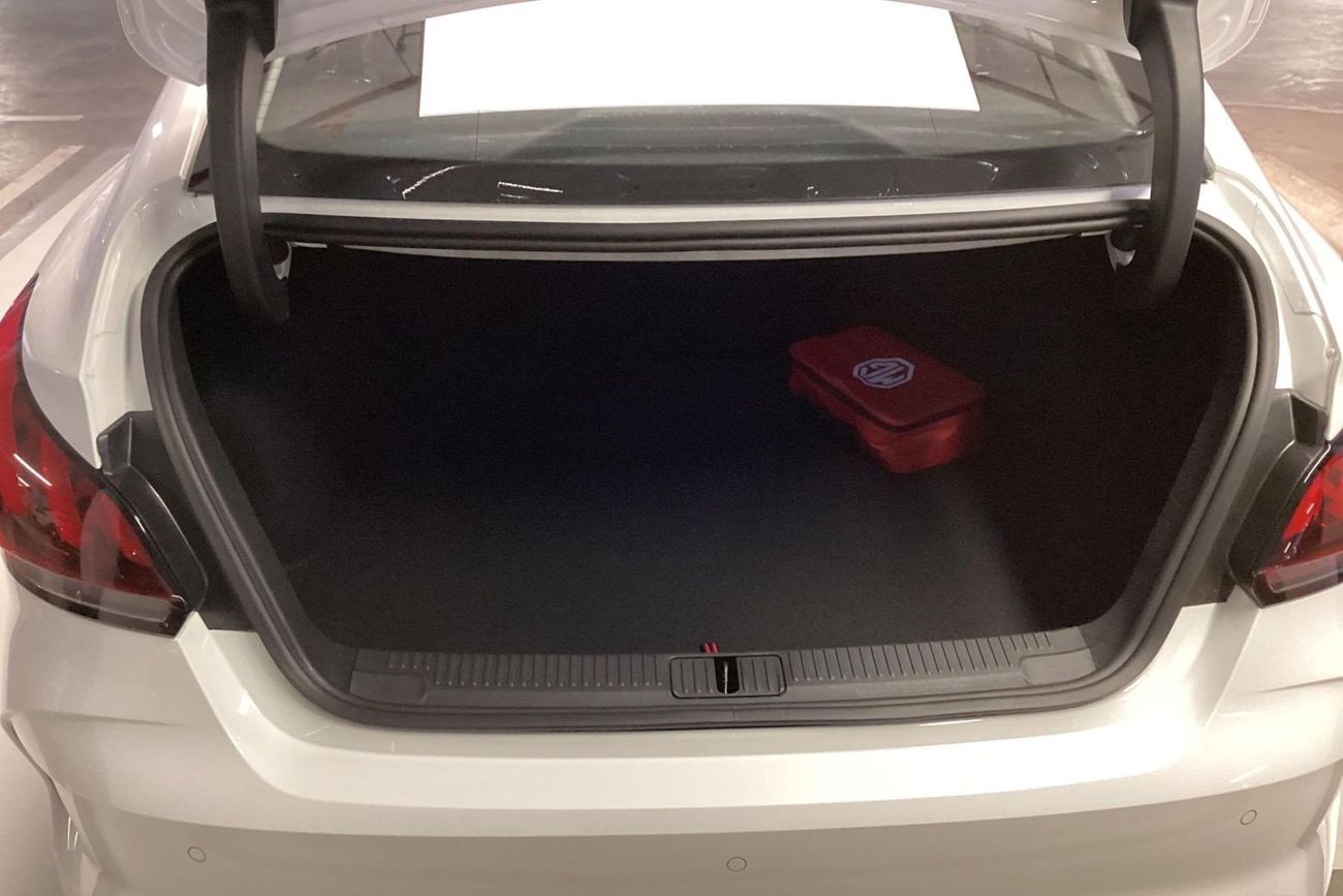 أم جي GT Standard | Carnival Sale • UP TO AED 20,000 OFF | شامل الضمان | 0 ﺪﻔﻋﺓ ﺃﻮﻟﻯ