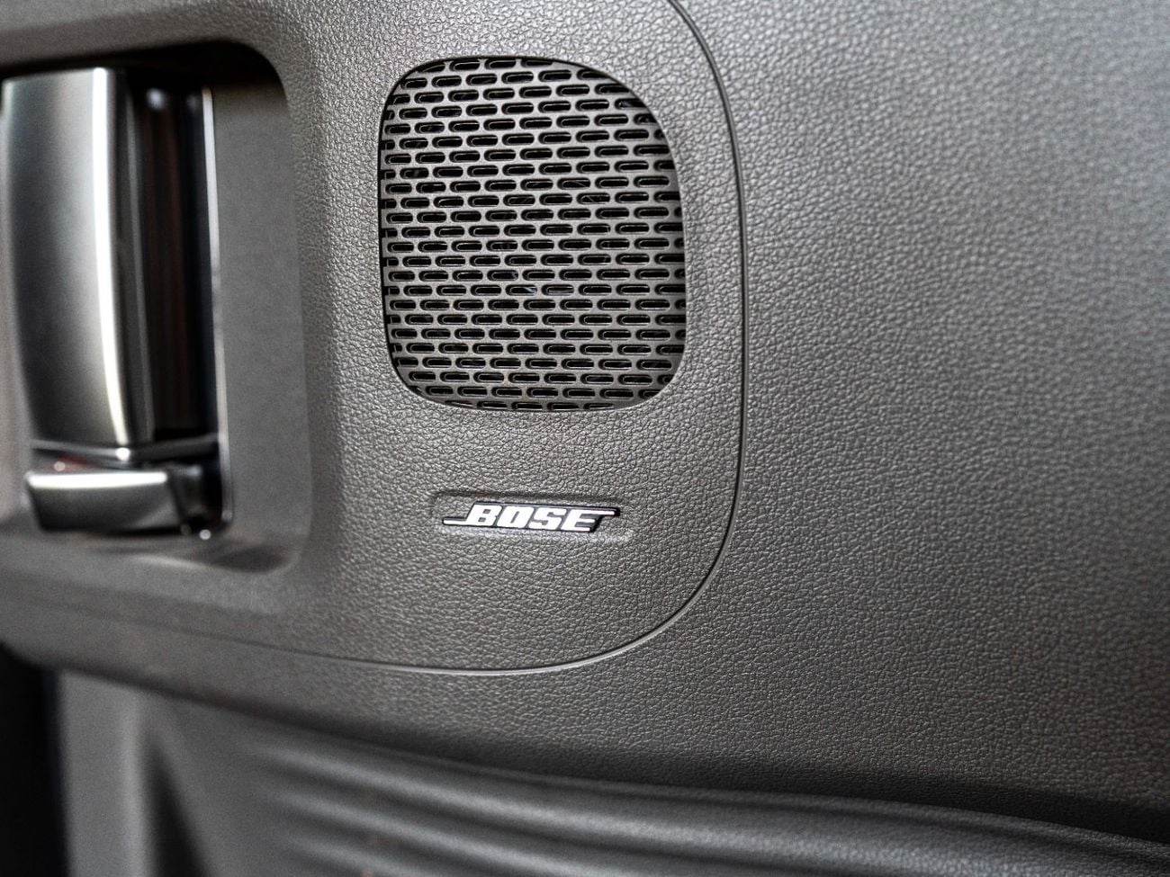 هيونداي ستاريا 3.5L Luxury (7 Seater)