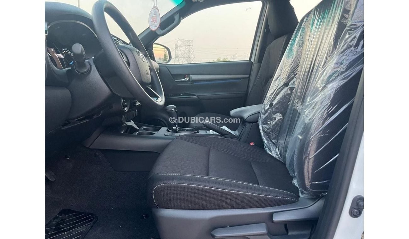 Toyota Hilux TOYOTA_HILLUX_ADVENTURE_4.0L_4WD_FULL_OPTIONS_SAUDI