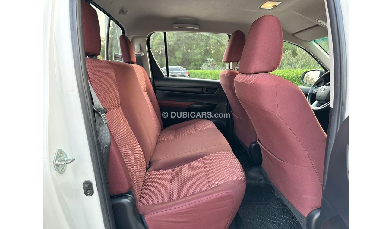 Toyota Hilux Hilux GLX 2020 GCC Full automatic // Perfect condition // low mileage