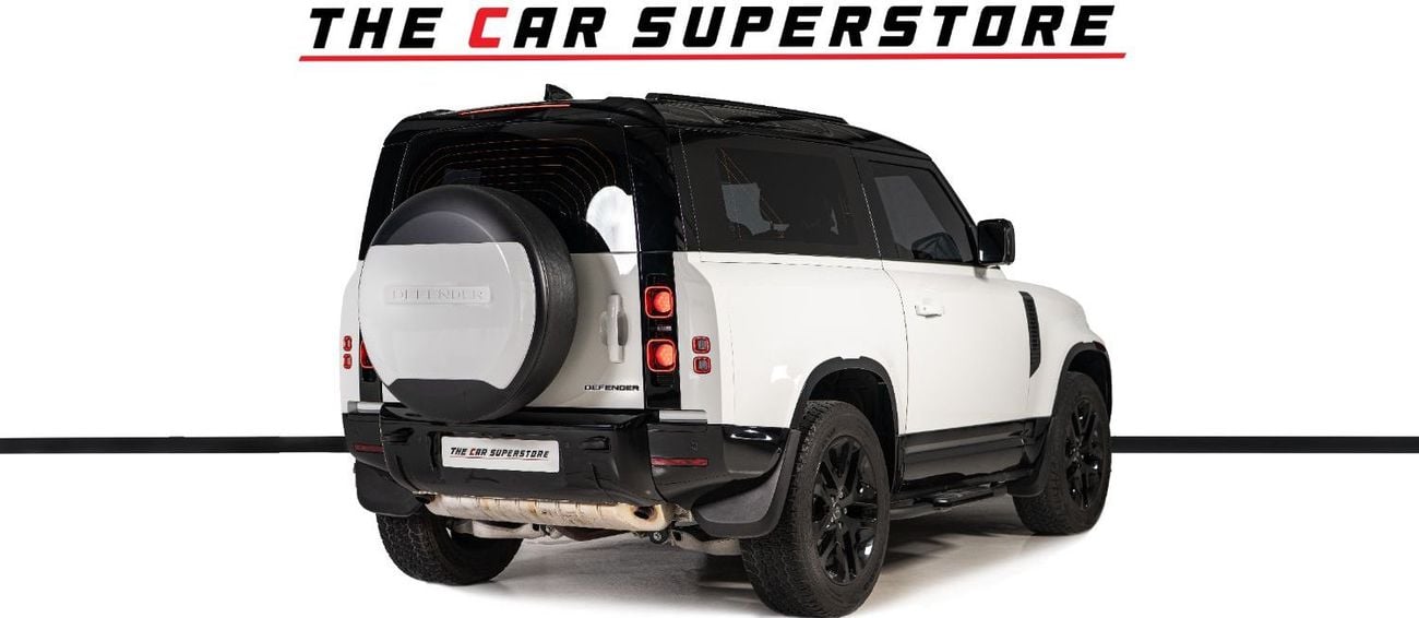 Land Rover Defender 90 X-Dynamic S P300 2.0L GCC-Al Tayer Warranty-Full Service History-Black Package