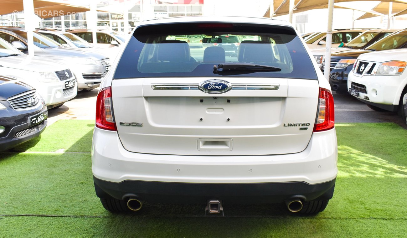 Ford Edge Gulf model 2012 leather panorama cruise control wheels sensors screen camera in excellent condition