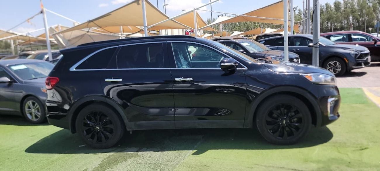 Kia Sorento S (NON GCC) Mid Option 3.3L