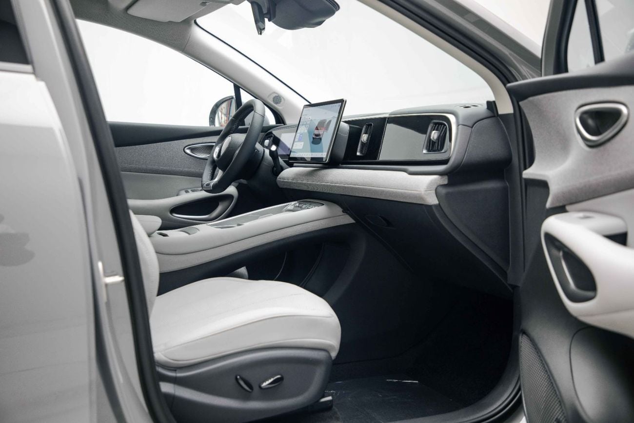 BYD Sealion 05 Intelligent Navigation - Junklin Grey Inside Grey | Export Only