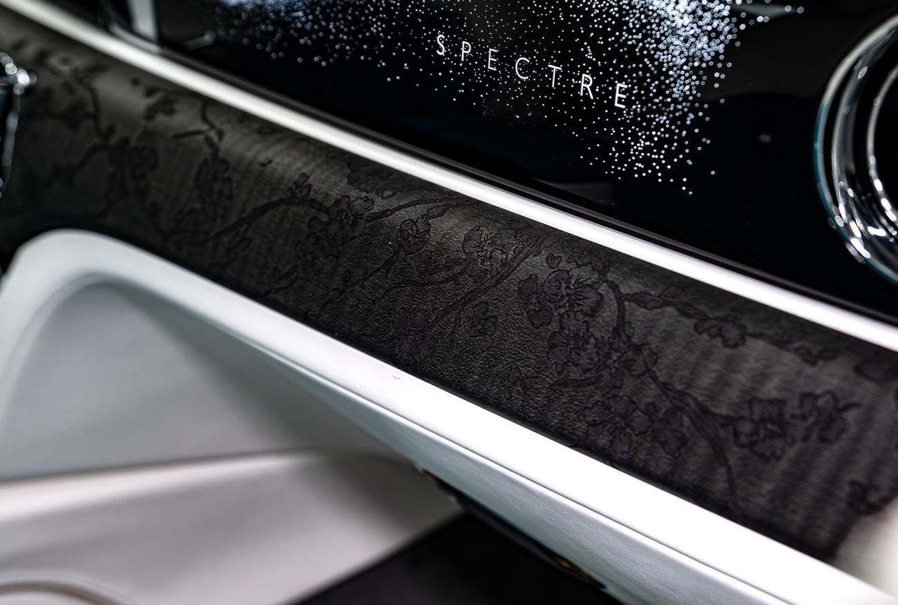 Rolls-Royce Spectre ROLLS-ROYCE SPECTRE PRIMAVERA INSPIRED MY26 FULL